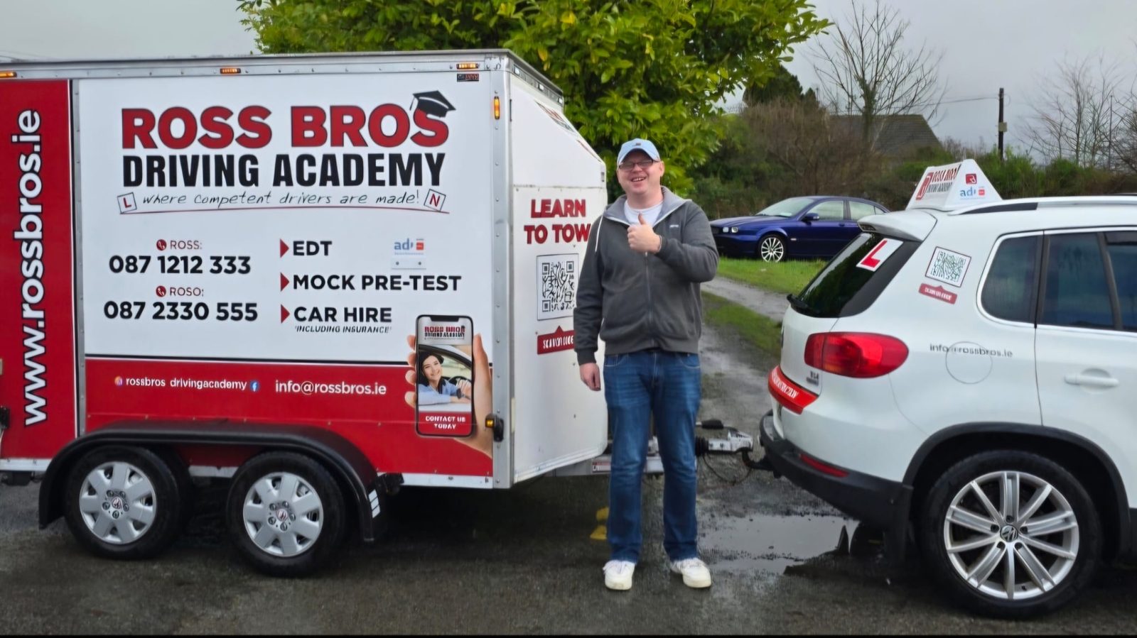 SUV and braked trailer